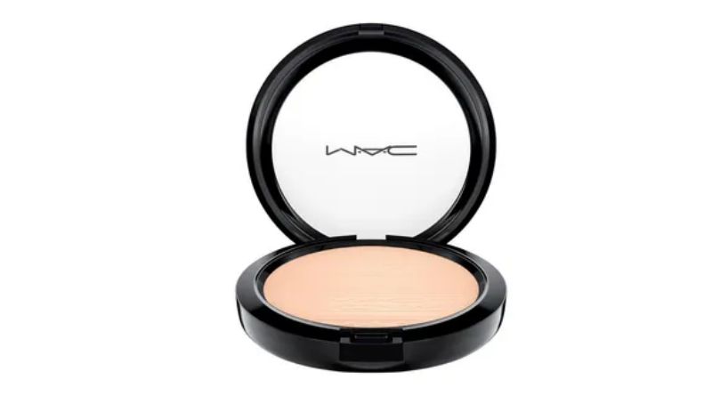 M.A.C. Mineralize Skinfinish Natural